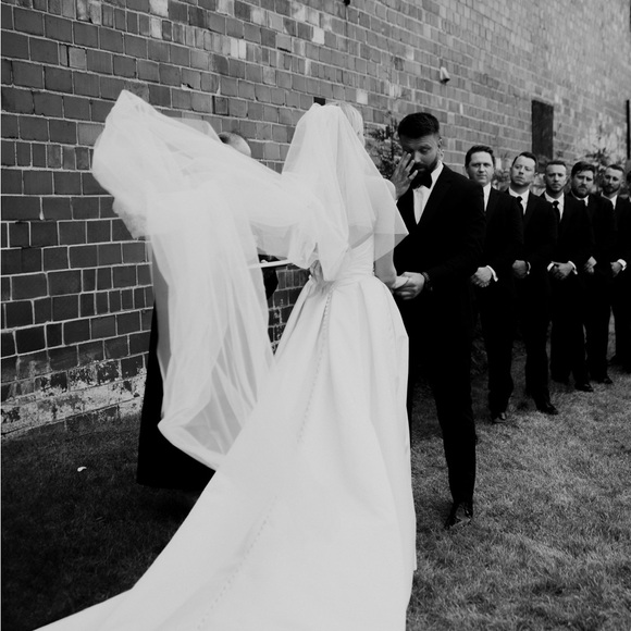 Plain Cathedral Wedding Veil with Blusher - Picture 4 of 5